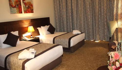 Deluxe Double or Twin Room with Lake View