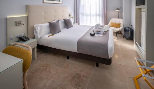 Double or Twin Room with View