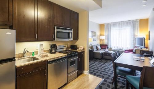 Two-Bedroom Suite