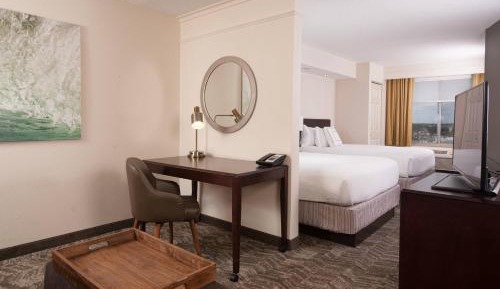 Queen Suite
