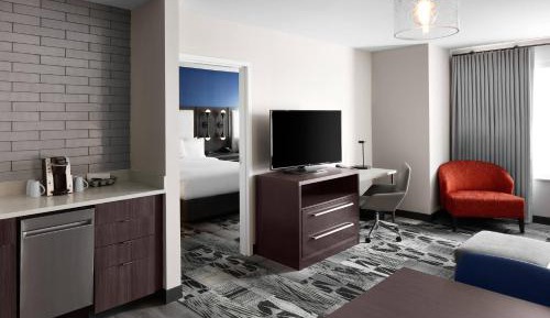 1 Bedroom Suite, 1 King