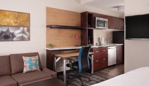 King Studio with Sofa Bed