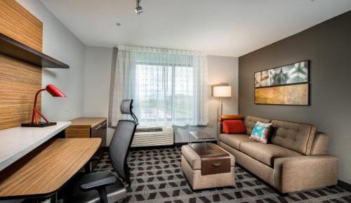 One Bedroom King Suite with Sofabed