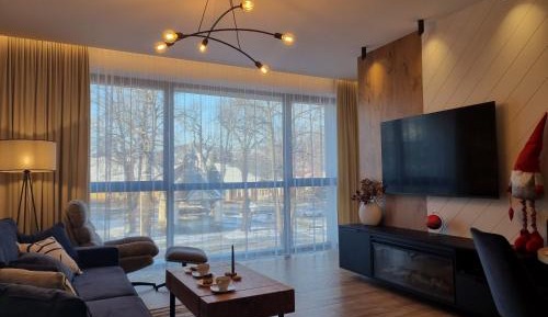 Superior Apartment with City View
