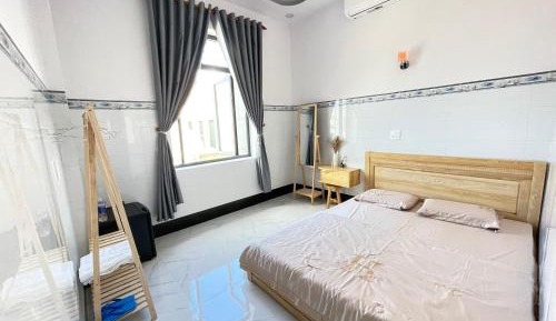 Deluxe Room (2 Adults + 1 Child)