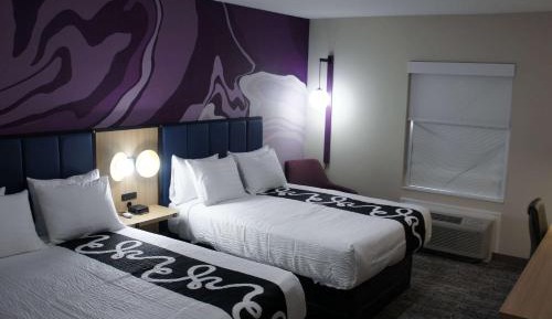 Studio Suite with Two Queen Beds - Non-Smoking