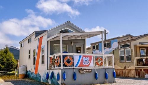 Two-Bedroom Holiday Home