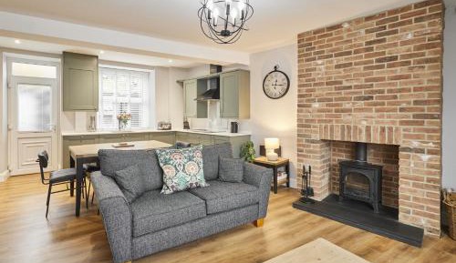 Three-Bedroom Holiday Home 