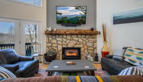 Four-Bedroom Holiday Home