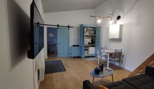 One-Bedroom House