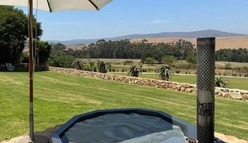 Groenvy 4-bedroom Farmhouse: Self Catering