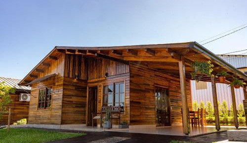 Family Room with Garden View