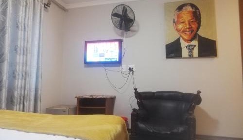 Double or Twin Room with Private Bathroom