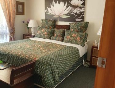 Deluxe King Suite
