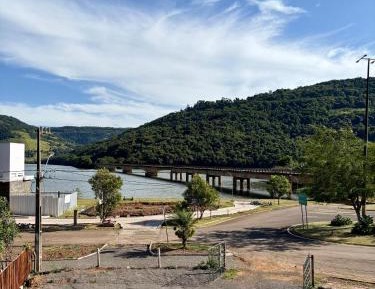 Apartment with Lake View