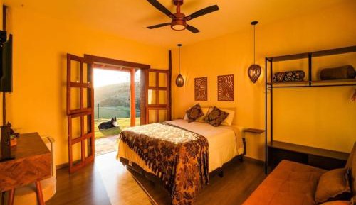 Suite with Mountain View