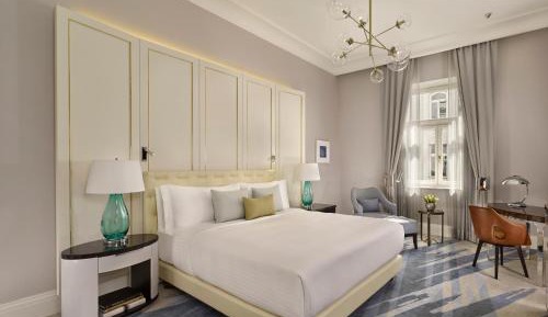 Accessible Superior King Room