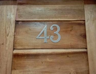 Room #1273398102