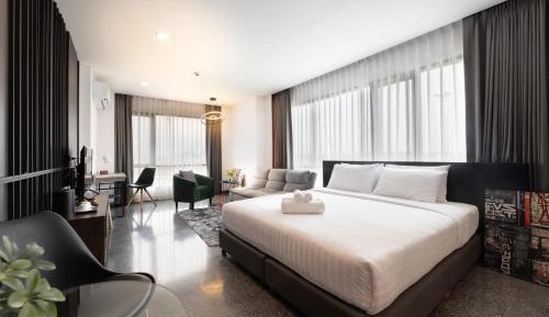 Grand Deluxe