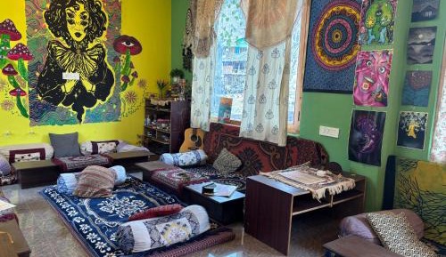 10-Bed Mixed Dormitory Room