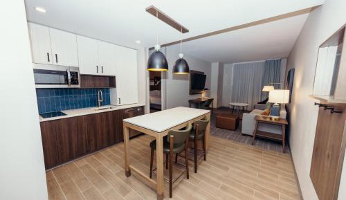 One-Bedroom Suite