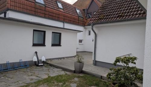 Deluxe Double Room (2 Adults + 1 Child)