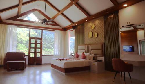 Superior Suite
