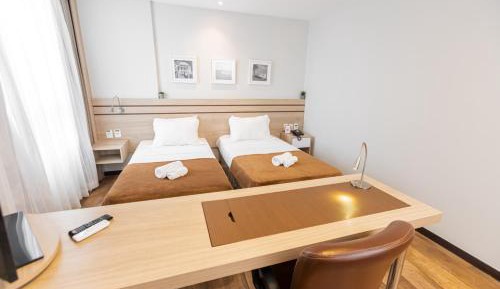 Double Room (1 Adult + 1 Child)