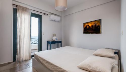 Triple Room with Sea View