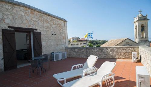 Studio with Terrace