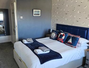 Double or Twin Room with Shower