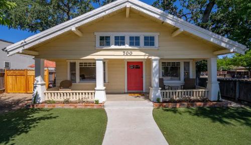 Two-Bedroom Holiday Home
