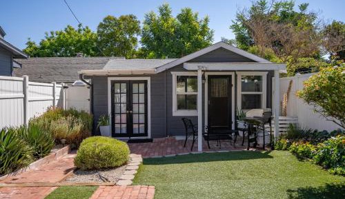 One-Bedroom Vacation Home
