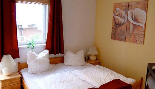 Studio Apartment - 01