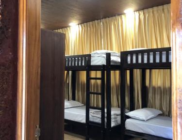 Mixed Dormitory Room