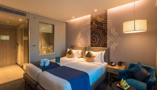 Deluxe Room Twin Beds