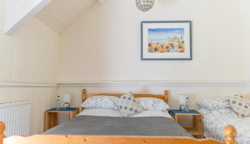 Double Room with Shared Bathroom