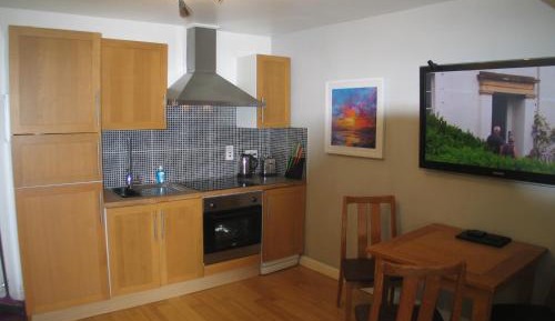 Apartment with Balcony - Second Floor