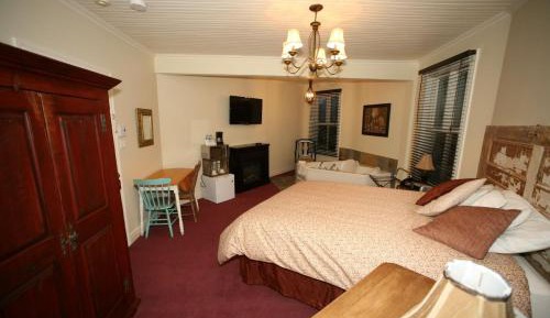 King Room with Spa Bath