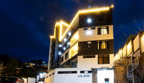 One-Bedroom Apartment with Balcony