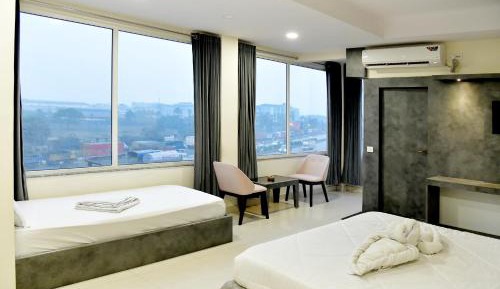Executive Triple Room
