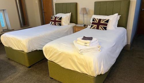 Twin Room with a Private Bathroom