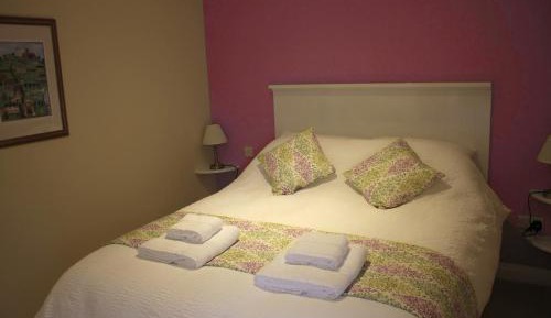 Deluxe Double Room with Shower
