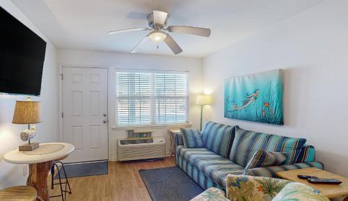 One Bedroom Apartment