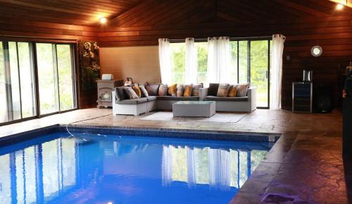 Three-Bedroom Holiday Home 