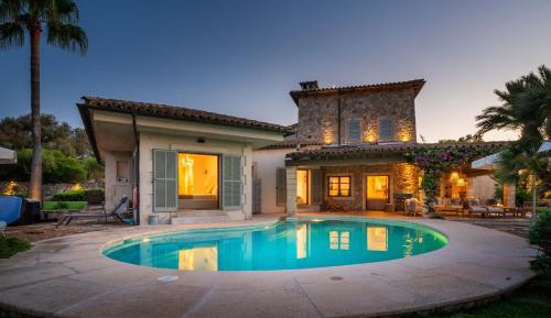 Deluxe Villa