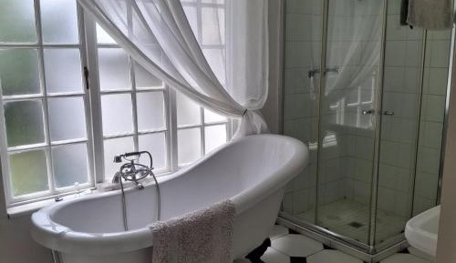 Deluxe Double or Twin Room with Garden View