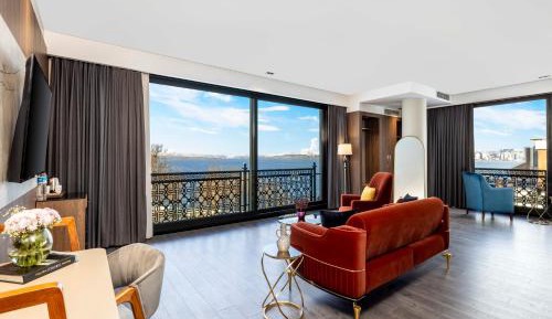 Executive Suite
