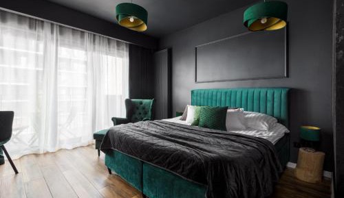 Studio Apartment with King Bed
