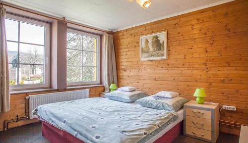 Quadruple Room with Private Bathroom